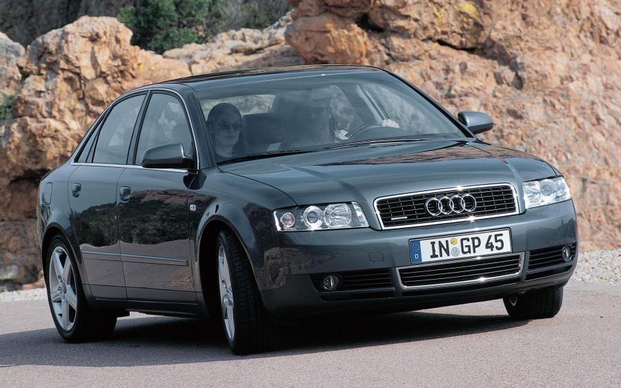Audi A4 3.0 Quattro Sedan (B6,8E) '2000 - 04